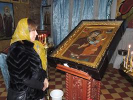 Заслуженная артистка РСФСР Наталья Варлей посетила село Мокрый Корь Ясногорского района Тульской области. 